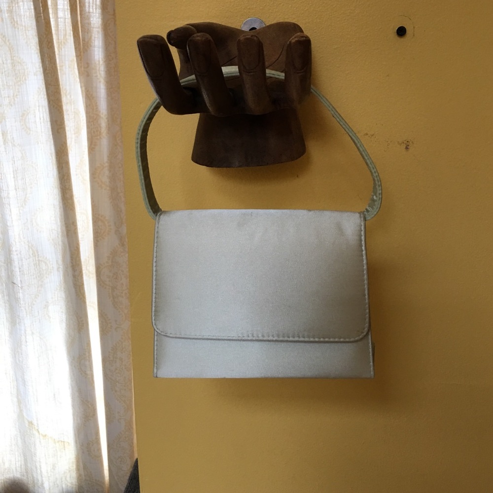 Fellini pale green satin bag