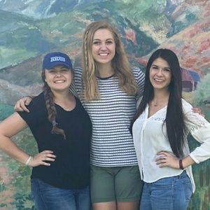 Meet your Posher, Kennadie