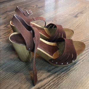 Charles by Charles David clogs