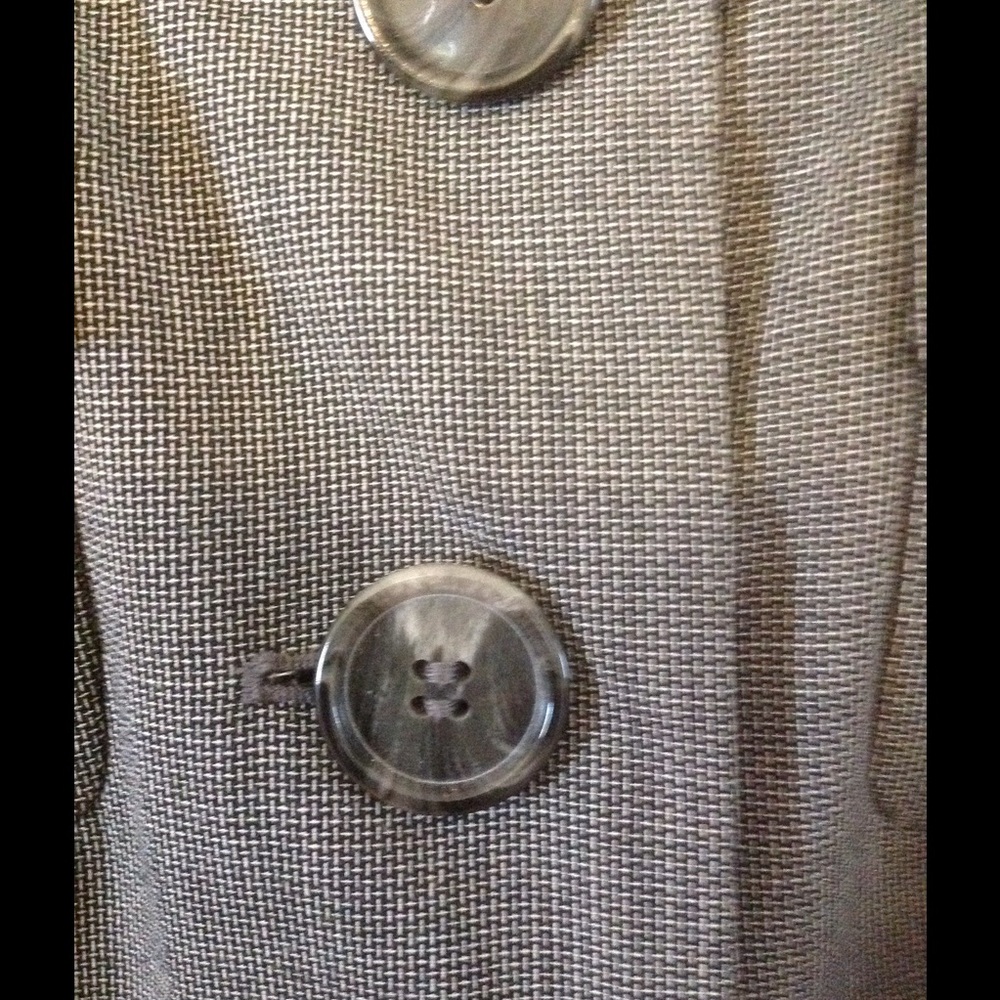 Jacket - Picture 3 of 4