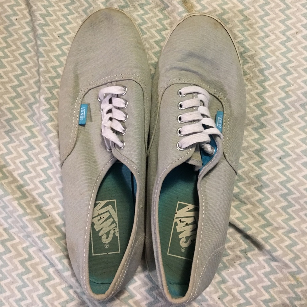 Light gray VANS