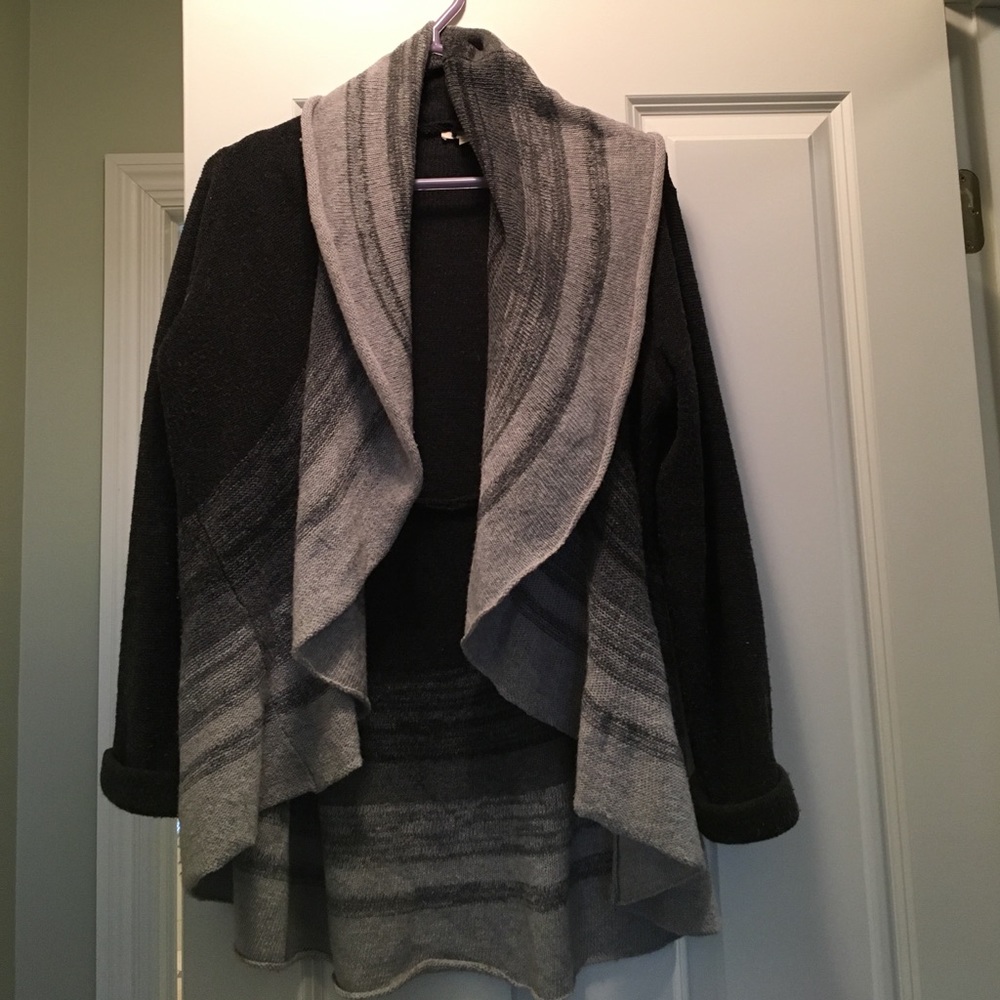 Easy to wear fun cardigan