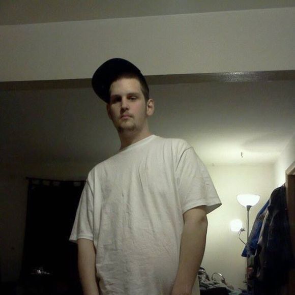 Meet your Posher, Kyle - Picture 1 of 1
