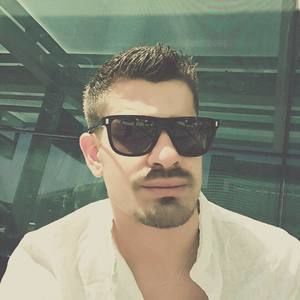 Meet your Posher, Bar