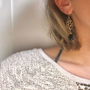 HANDMADE✨ gold circle & black beaded drop earrings