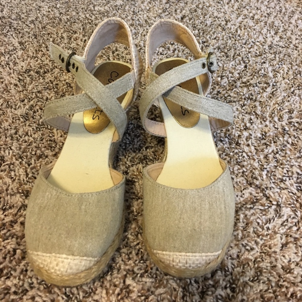 Wedge sandals