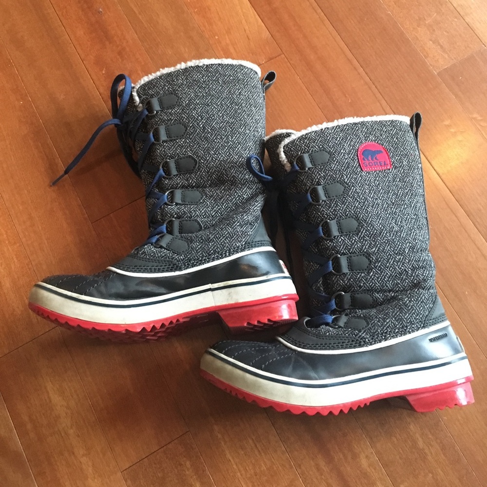 Sorel Navy Winter Boots.