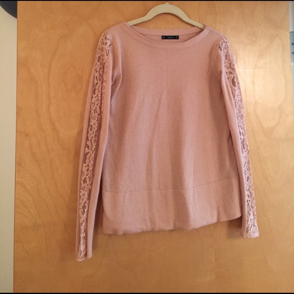 Pastel pink Zara sweater with lace detail. Size S
