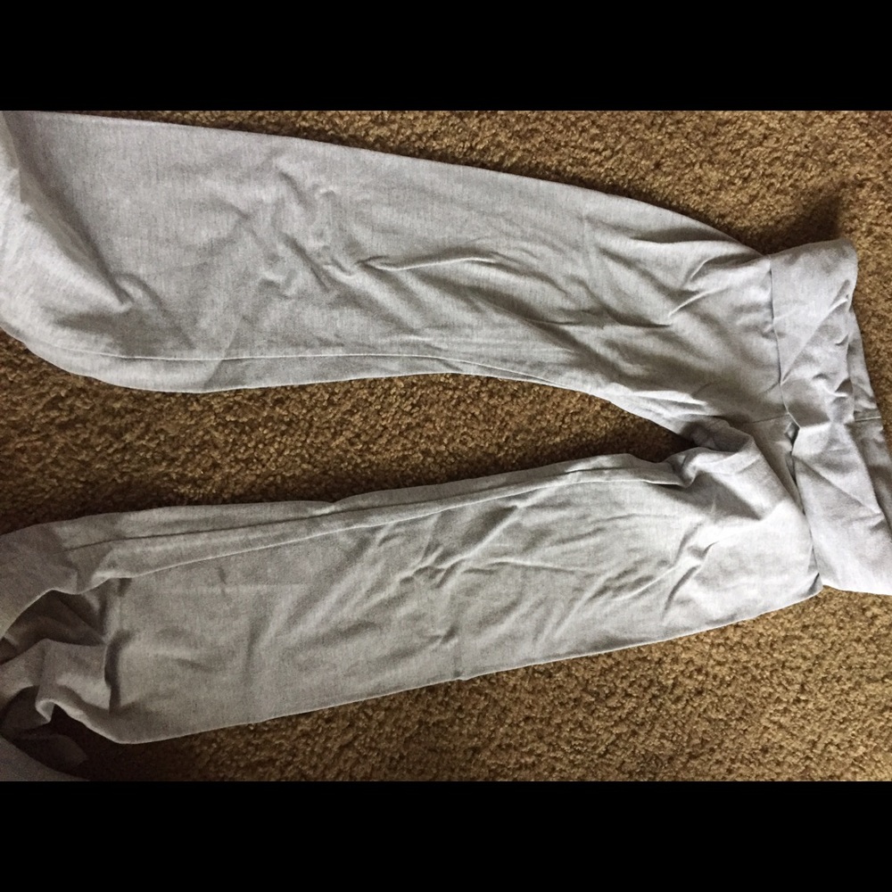 Gray yoga pants