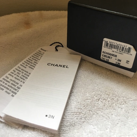 Authentic Chanel sunglasses - Picture 5 of 5
