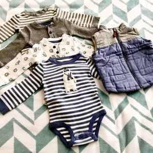 4 Longsleeve Bodysuits + Vest