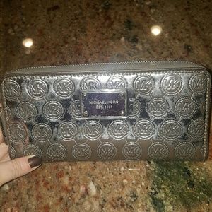 Michael Kors wallet