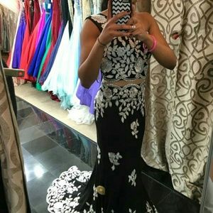 STUNNING PROM DRESS!!! WORN ONCE
