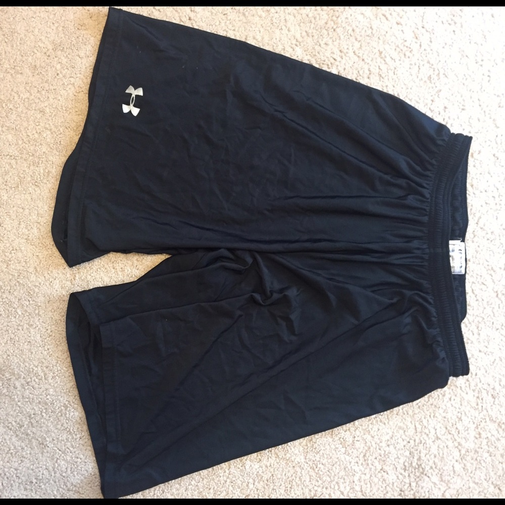 Under Armour black gym shorts