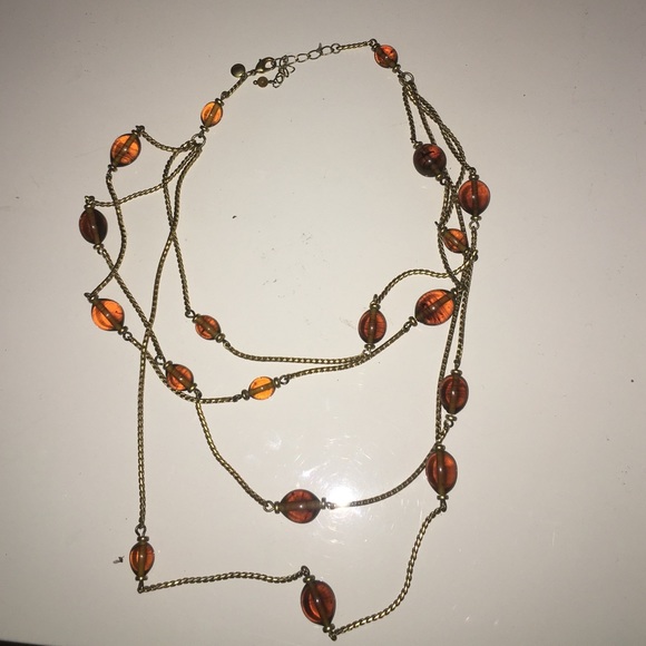 Multi-layered gold/bronze necklace - Picture 2 of 2