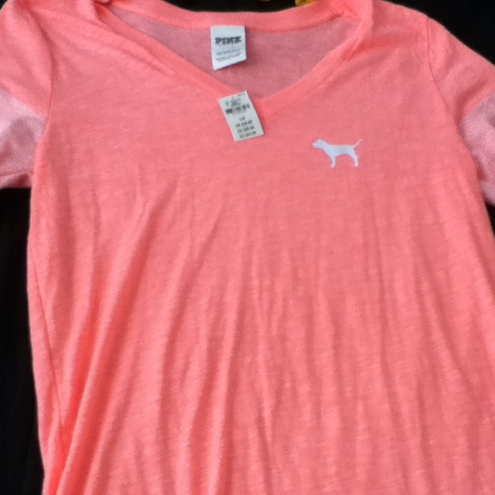 VS Pink shirt (large)