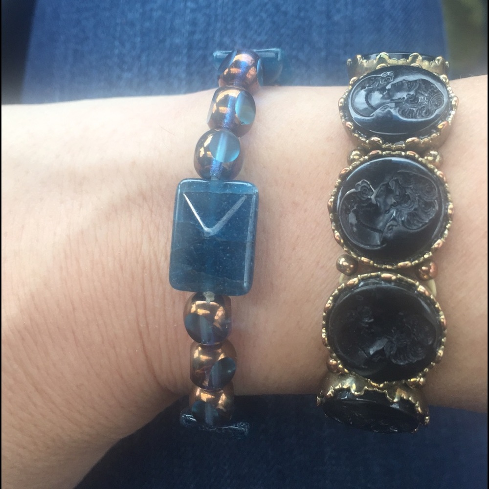 Two bracelets in blue Quartz and black cameo