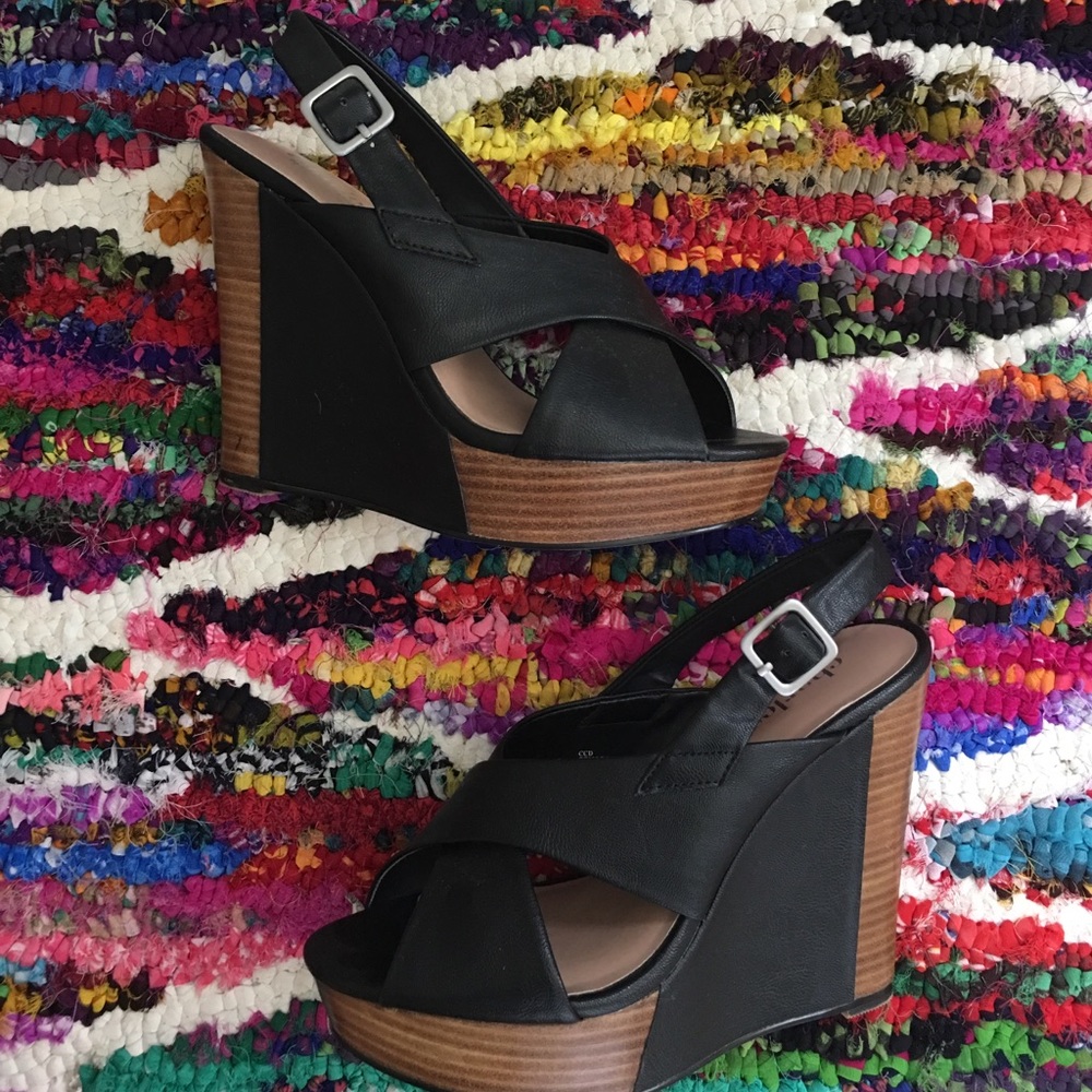 NEW Charles by Charles David black wedges size 6