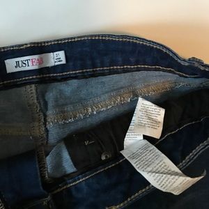 JustFab Skirts - Just Fab Denim Pencil Skirt JustFab Skirts - Just Fab Denim Pencil Skirt