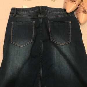 JustFab Skirts - Just Fab Denim Pencil Skirt JustFab Skirts - Just Fab Denim Pencil Skirt