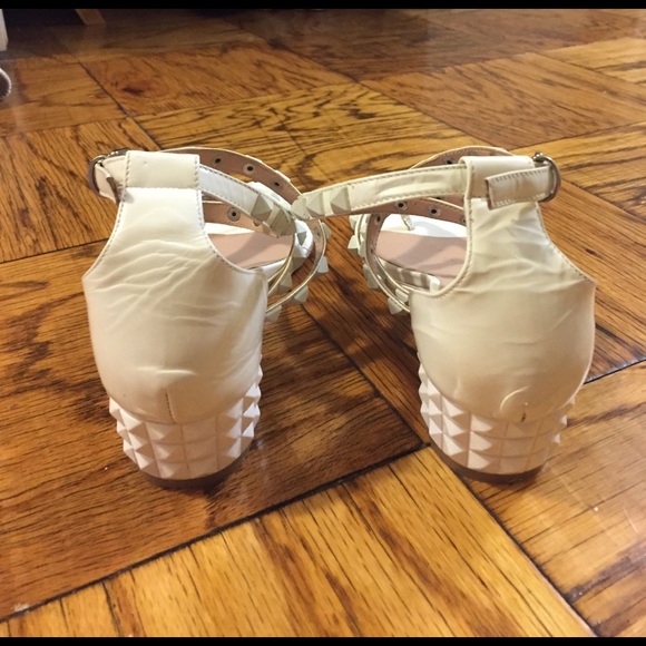 Bloch patent leather strappy studded sandals - Picture 2 of 3