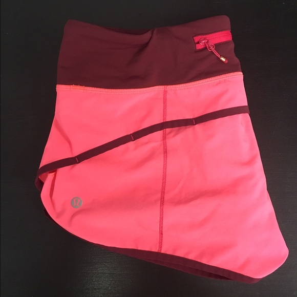 Lululemon Speed Shorts Pink Size 6 - Picture 2 of 3
