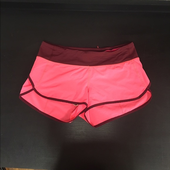Lululemon Speed Shorts Pink Size 6 - Picture 3 of 3