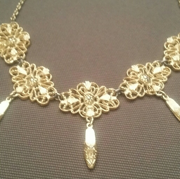 Necklace - Picture 2 of 2