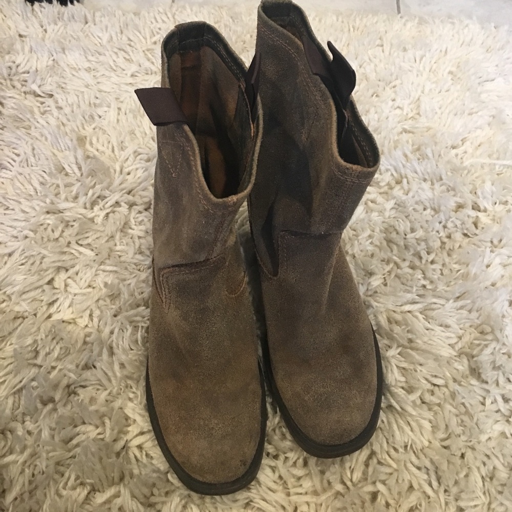 Steve Madden cowboy booties in brown