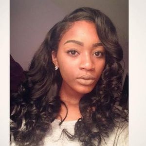 Meet your Posher, Danisha