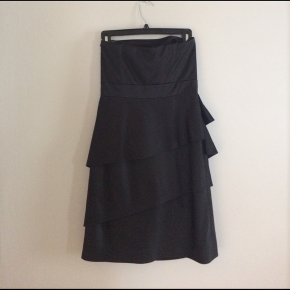 White House Black Market Black Strapless Dress - Picture 3 of 3