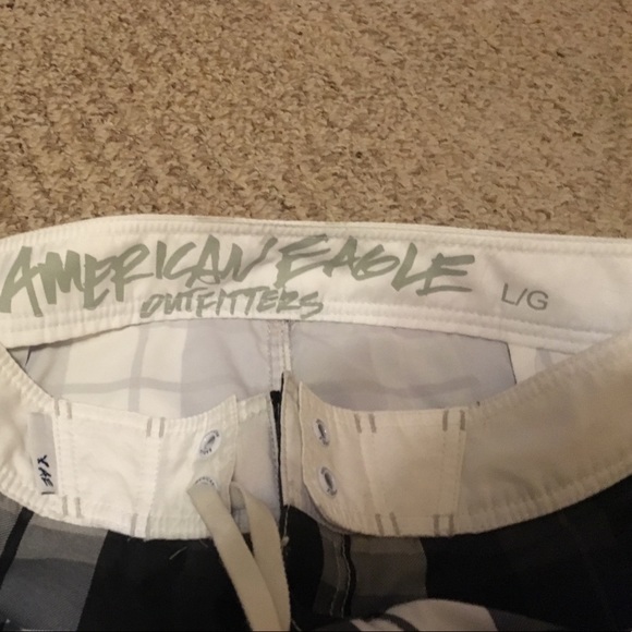 American Eagle Outfitters Board shorts.Size Large. - Picture 5 of 5