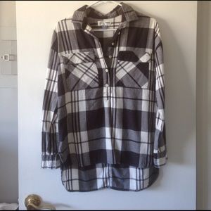 Old Navy Blue & White Flannel