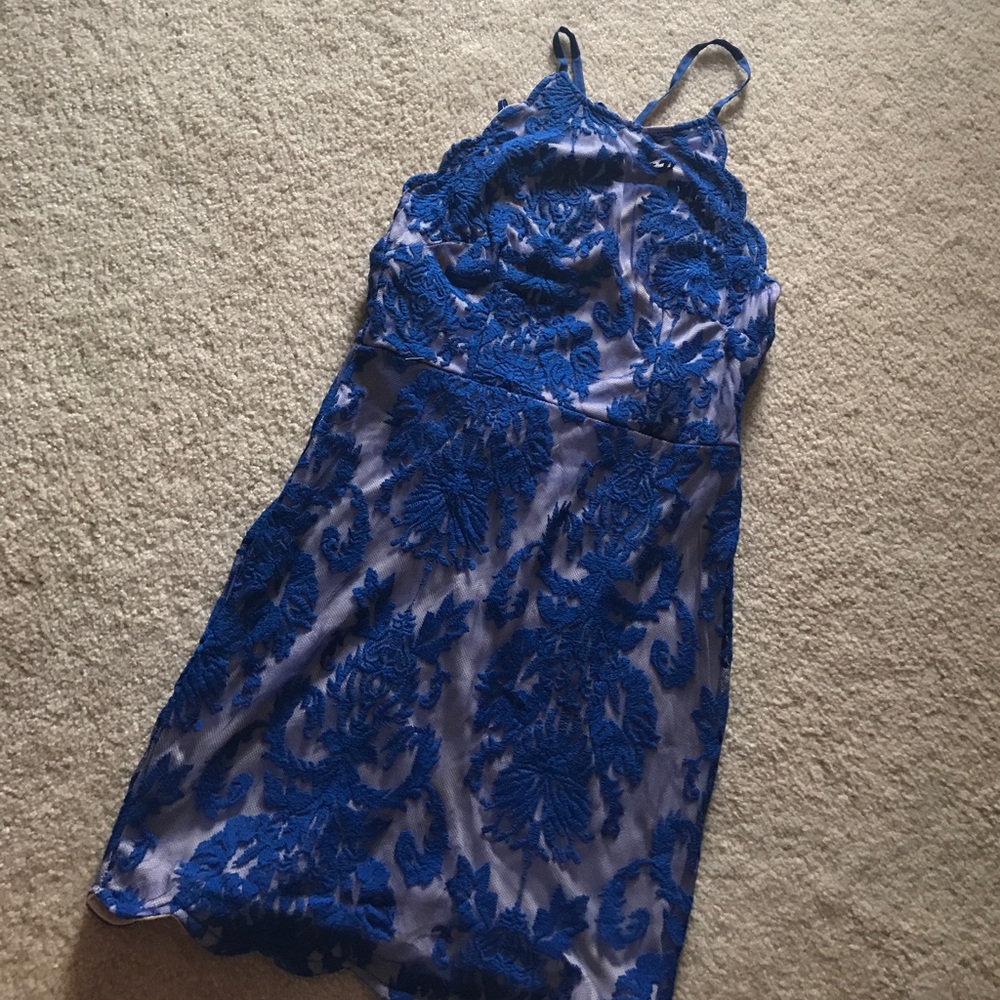 bodycon blue lace dress