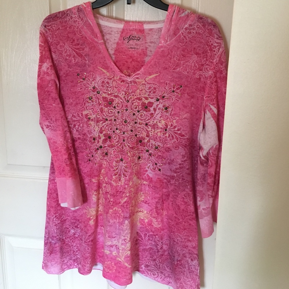 Pink shirt with hood