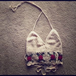 Forever 21 crotchet crop top