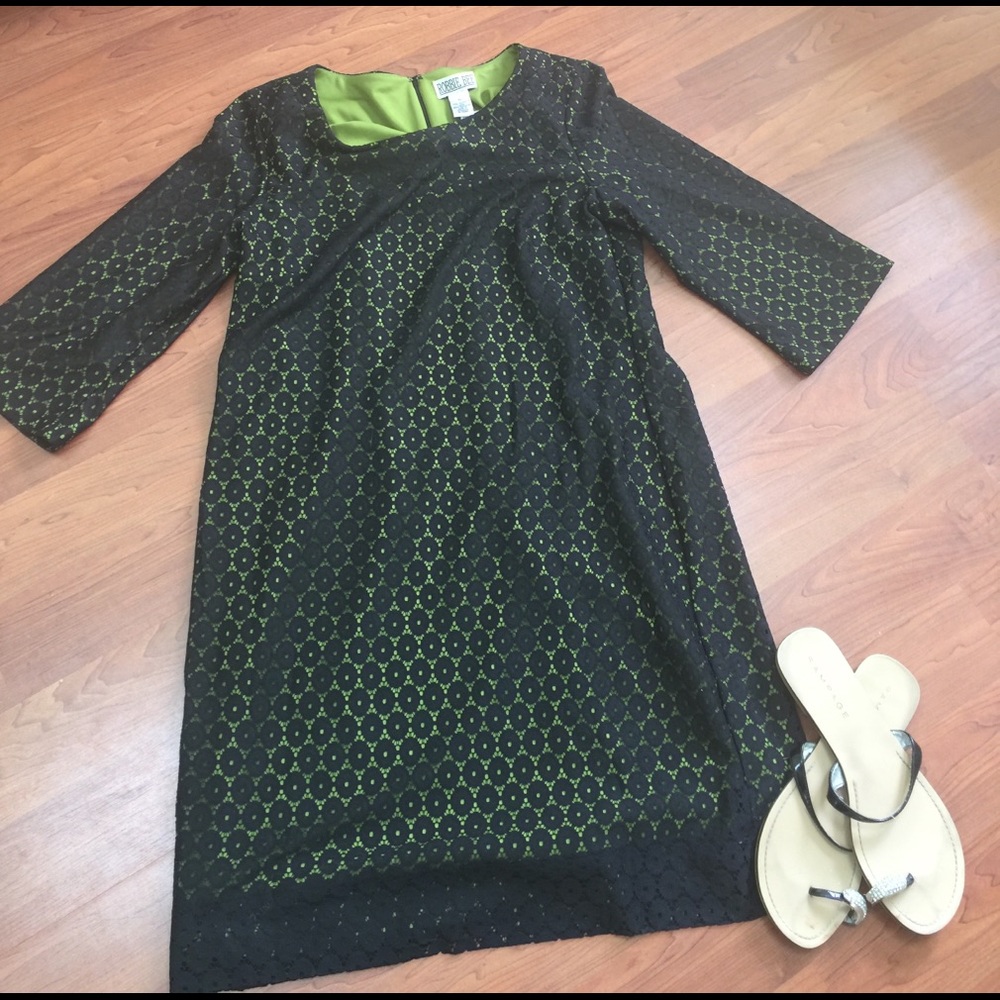 Robbie Bee stretch lace shift dress