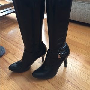Tall black boots with heel