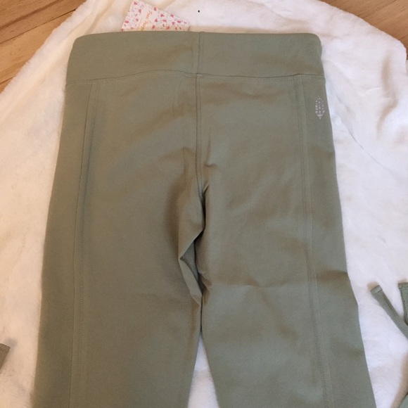 Free People • Turn Out Wrap Legging - Picture 5 of 6