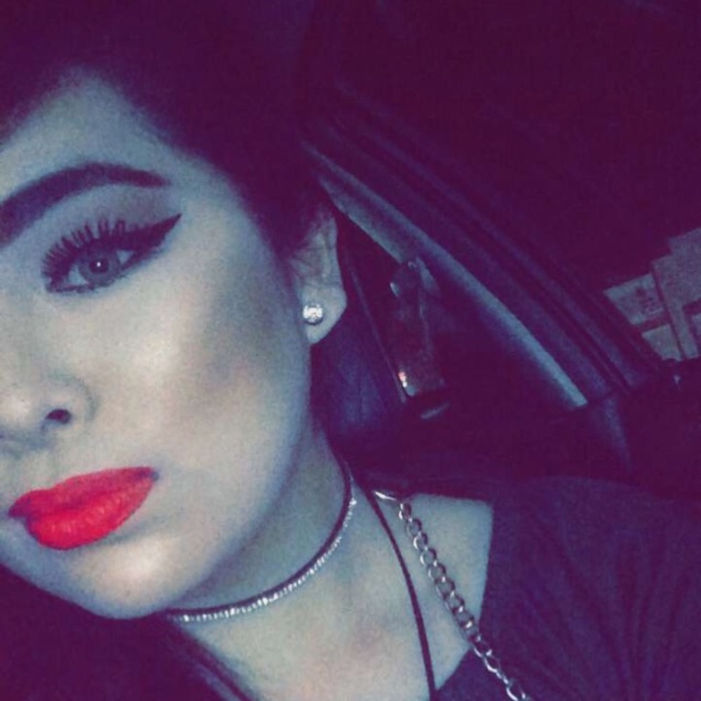 Meet your Posher, Zulema