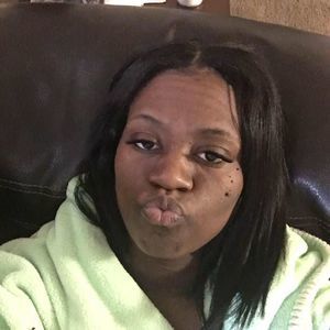 Meet your Posher, Daniella