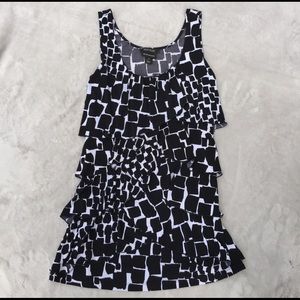 WHBM B&W Signature Knit Tiered Front Tunic Sz S