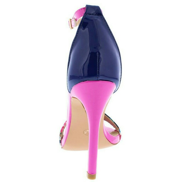 Size 8.5 brand new - Picture 3 of 3