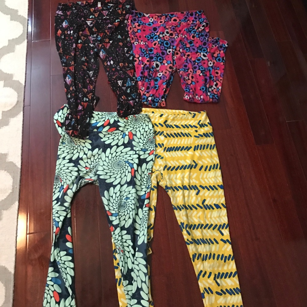 4 pairs of LuLaRoe leggings