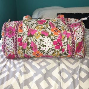 Vera Bradley small duffel in Tea Garden