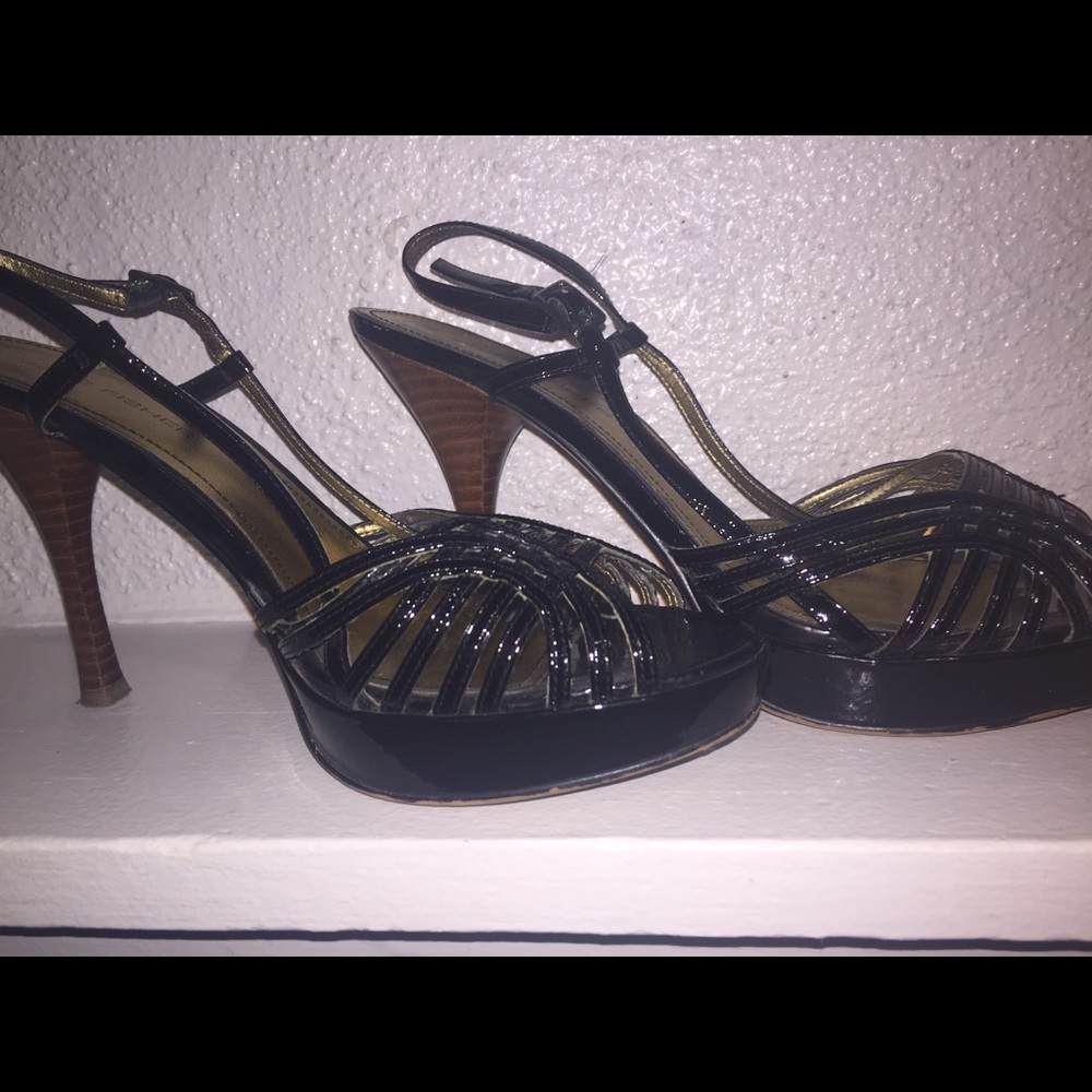Marc Fisher black high heels size 6