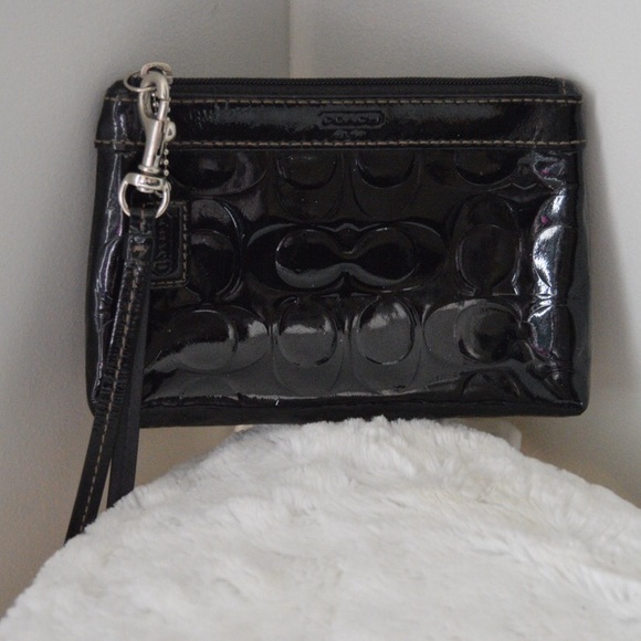 Black Authentic Patent Coach Signature Wristlet - Picture 1 of 5
