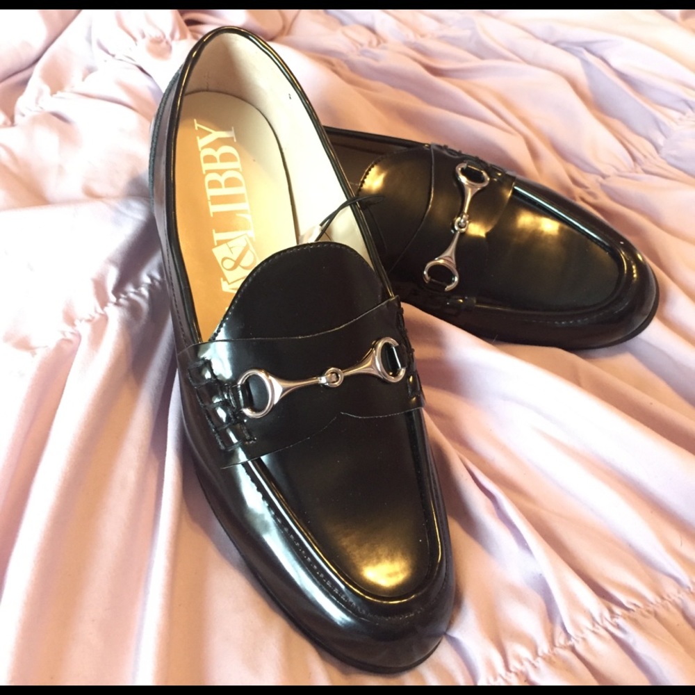 Black flats