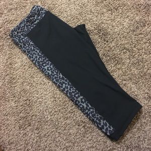 NY&Co athletic capris