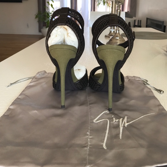 Giuseppe Zanotti "COLINE" Stiletto - Picture 2 of 4